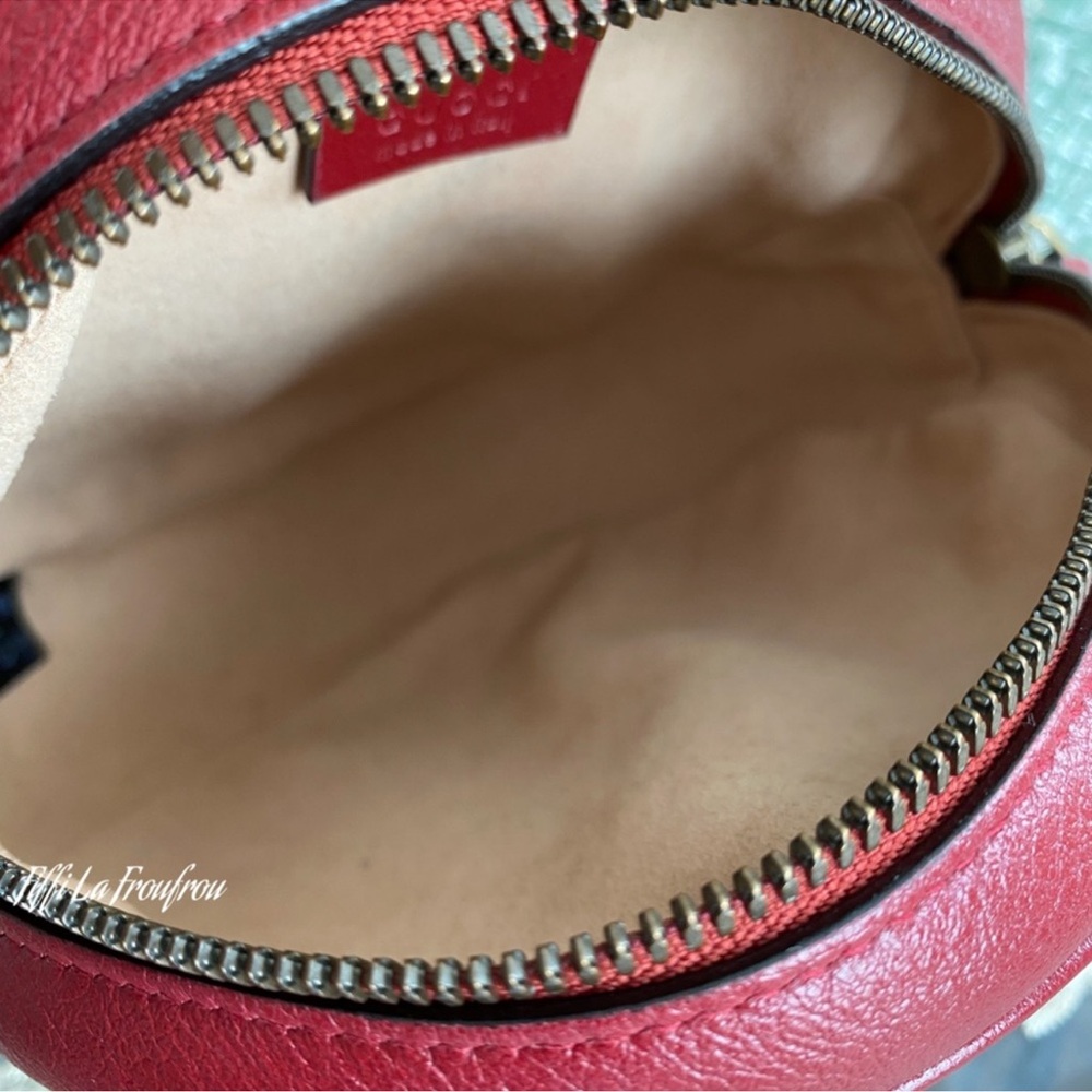 Athentic Gucci Red Quilted crossbody - Picture 13 of 16